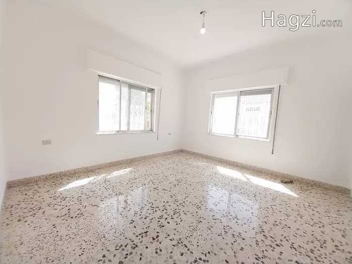 Apartment for rent in jabal el hussein